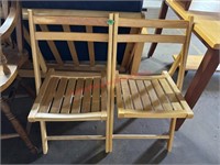 (2) Wooden Folding Chairs