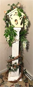 plant stand / bird house decoration