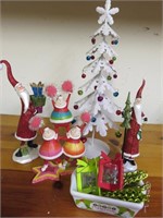 Whimsical Christmas Lot - Santa Cheer leaders +