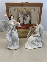 Porcelain Angel Set Grandeur Noel 2000