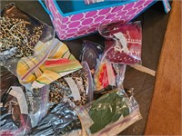 Womens Hats Scarves And Glove Lot