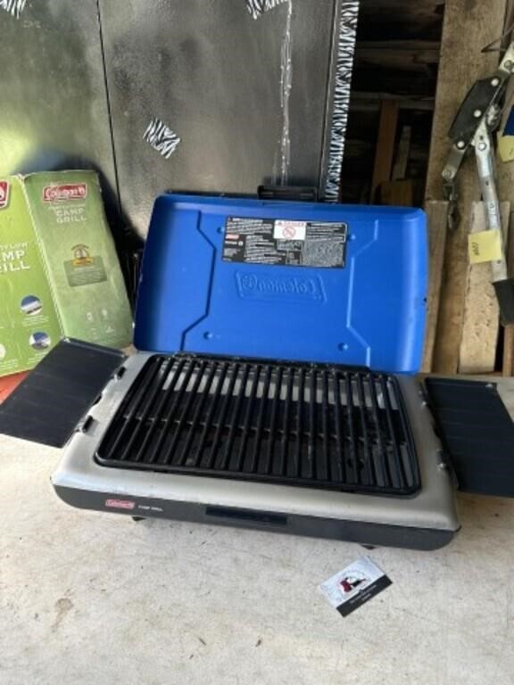 Coleman camp Grill