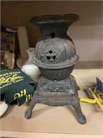 cast iron miniature stove/furnace