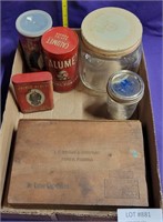 FLAT BOX OF SMALL & ADVERTISING COLLECTIBLES