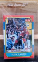 1986 Fleer Akeem Olajuwon #82 RC Houston Rockets H
