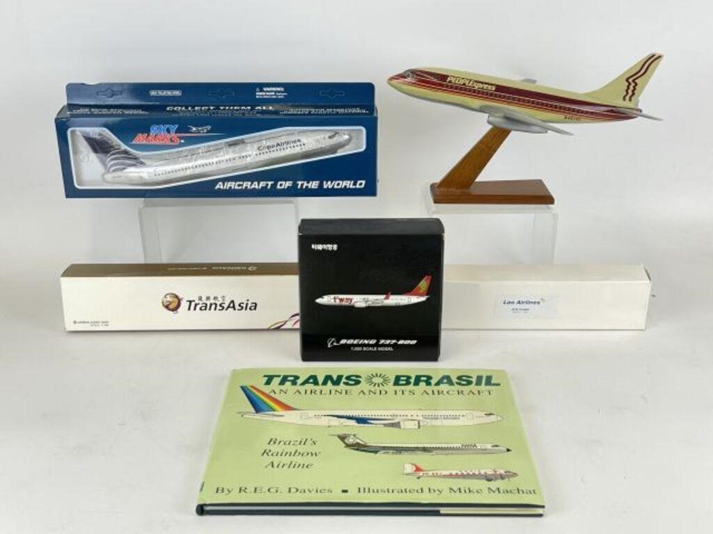 Model Airplanes w/ Book