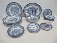 MEAKIN 28 PIECE DISHES
