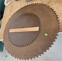 2 Saw Blades