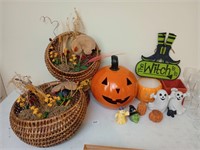 Vintage fall and Halloween decor