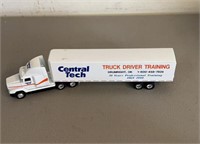 Ertl 1:64 freightliner