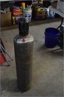 Acetylene Dissolved Tank (gas level unknown)