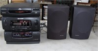 Sharp small stereo with speakers