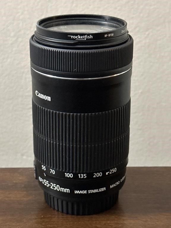 Canon EFS 5 5–250mm camera lens