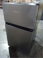 Hisense 3.1 Cubic Ft Mini Refrigerator