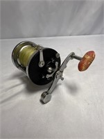 VINTAGE PENN SURFMASTER FISHING REEL