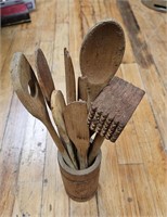 Set of Wooden Kitchen Utensils