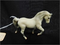 Breyer Stablemates alabaster Morgan stallion horse
