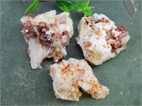 VANADINITE ROCK STONE LAPIDARY SPECIMEN