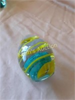 Turquoise And Yellow Spiral Egg Glass paperweight