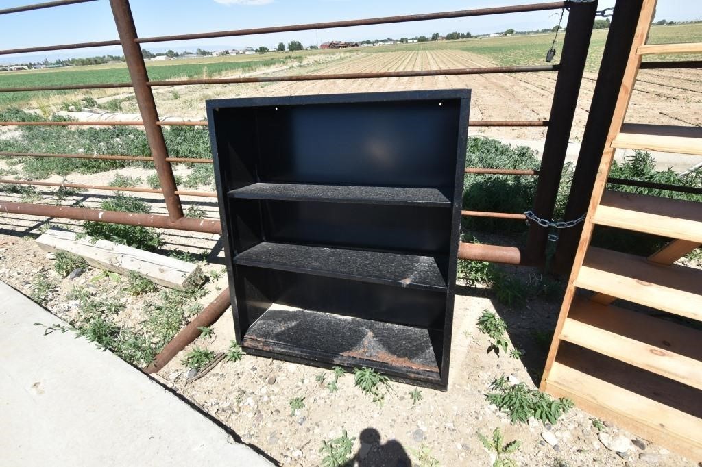 Swenson's Auctions Barn June 2021 Online Auction