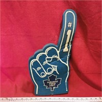 Toronto Maple Leafs Game Pointer Glove