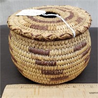 Vintage Pima Hand Woven Basket w/ Lid