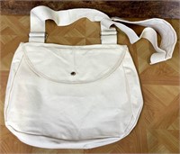 Quality 13.5" x 12.5" Canvas Shoulder Bag