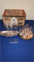 Set of 11 glasses, 6 glasses with holder and 2