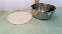 Stainless steel mixing bowls