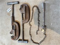 2 Pipe Cutters, Pipe Wrench w/chain