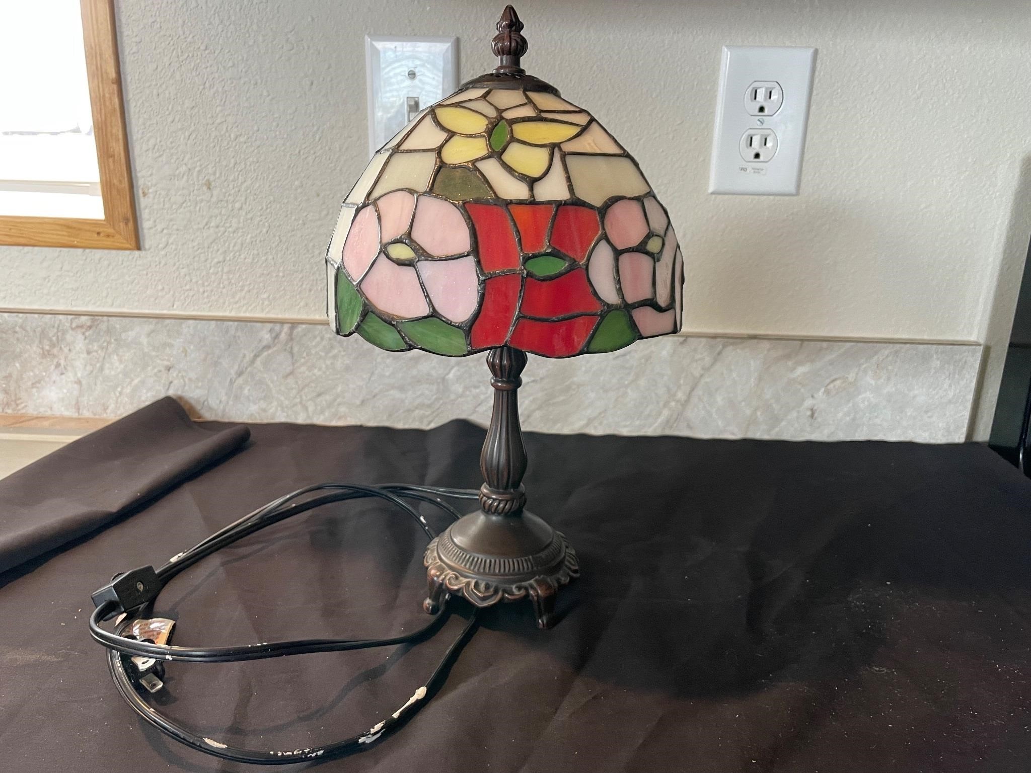 Small Lamp Tiffany Style - Works