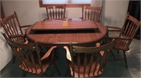 Dining Room Table with Leaf & 6 Chairs
