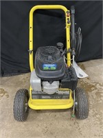 Karcher 2500 PSI pressure washer w/Honda engine