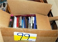 BOX LOT OF COLLECTOR ADVERTISER PENS