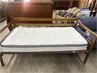 TWIN MATTRESS