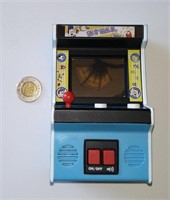 Arcade Classics Fix It Felix Mini Arcade Game