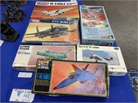 SIX 1:72 PLASTIC KIT MODEL AIRCRAFT