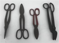 Lot of assorted metal scissors