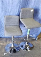 2 Adjustable Bar Stools