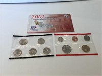 2001 D mint set w/ state quarters & Sac dollar