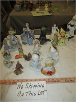 Vintage Porcelain Figurines & Miniatures - Big Lot