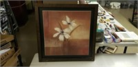 Decorative White Flower Painting with Wooden
