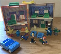 VTG Playskool Sesame Street Hooper's Store