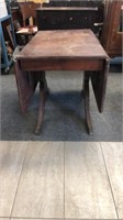 Mahogany drop leaf table needs painted or