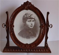 Vintage Oval Swivel Picture Frame, British