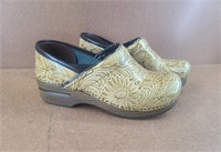Dansko Clog Shoes - Size 37