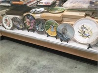 12 PC - COLLECTIBLE PLATES