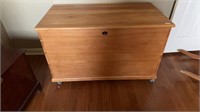 Large blanket chest Dove Tail
