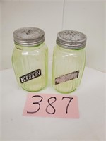 Green Depression Vintage Salt & Pepper Shakers