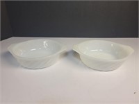 2x Vintage fire king milk glass 5" baking dishes